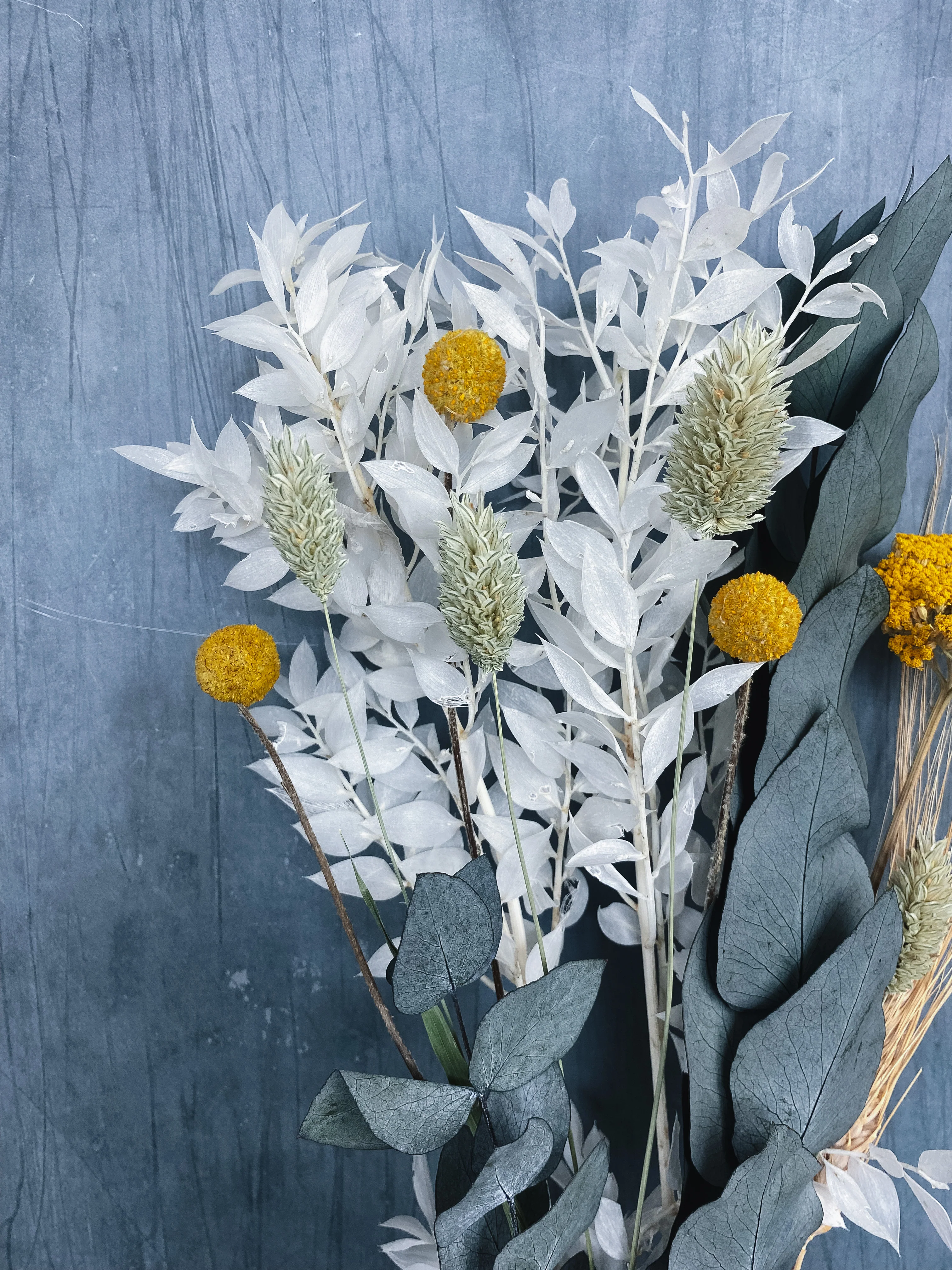 Flora Dried Flower Mini Arrangement - Image 3