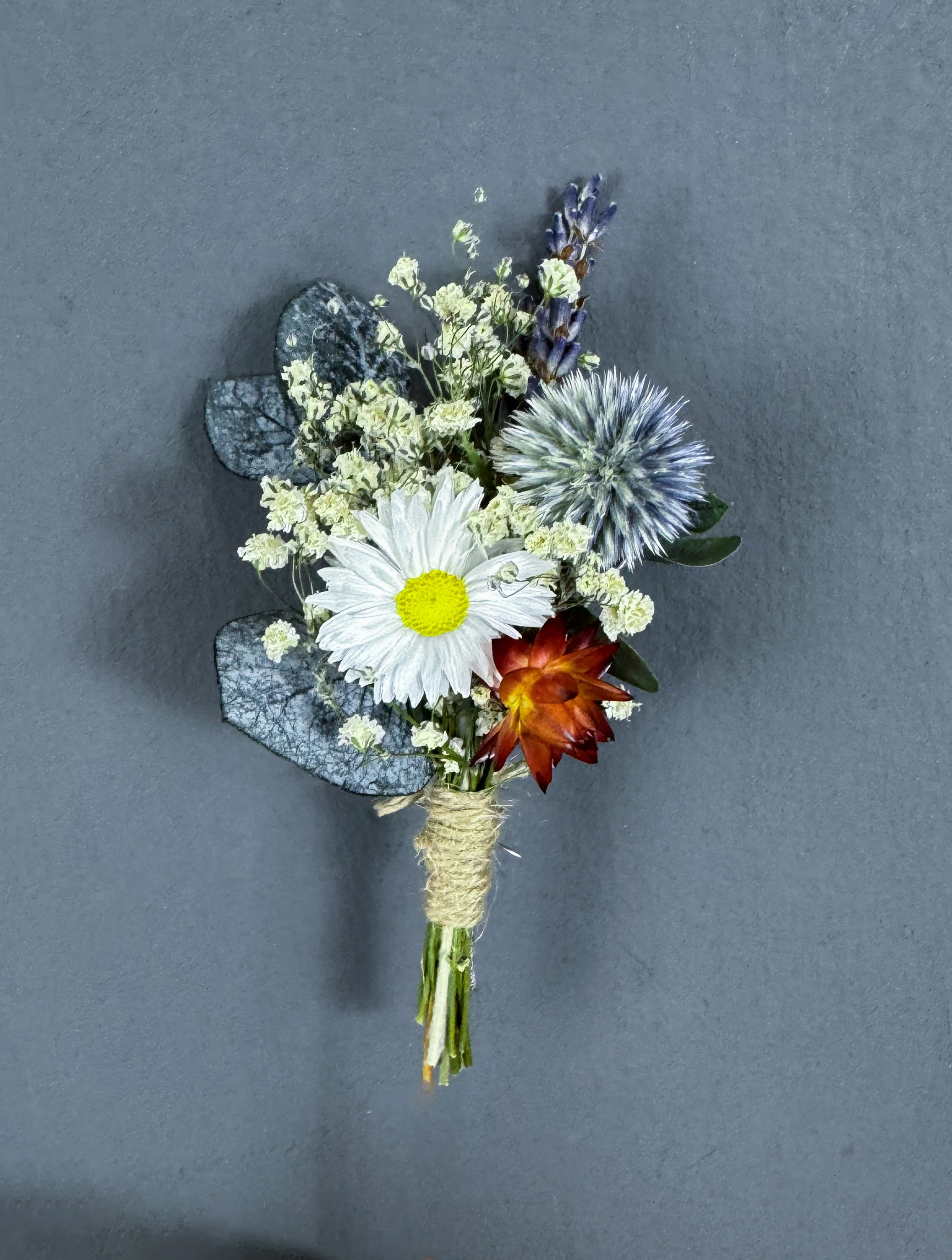 Mae dried flower buttonhole - Image 2