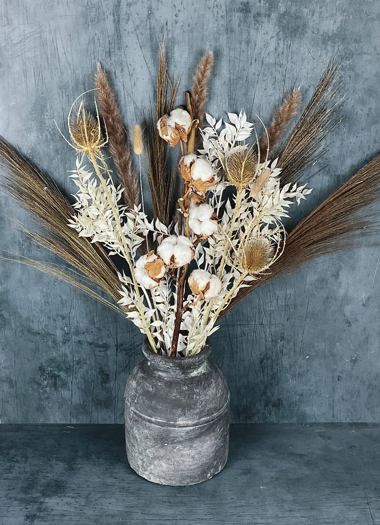 Nia Dried Flower Arrangement - Image 5